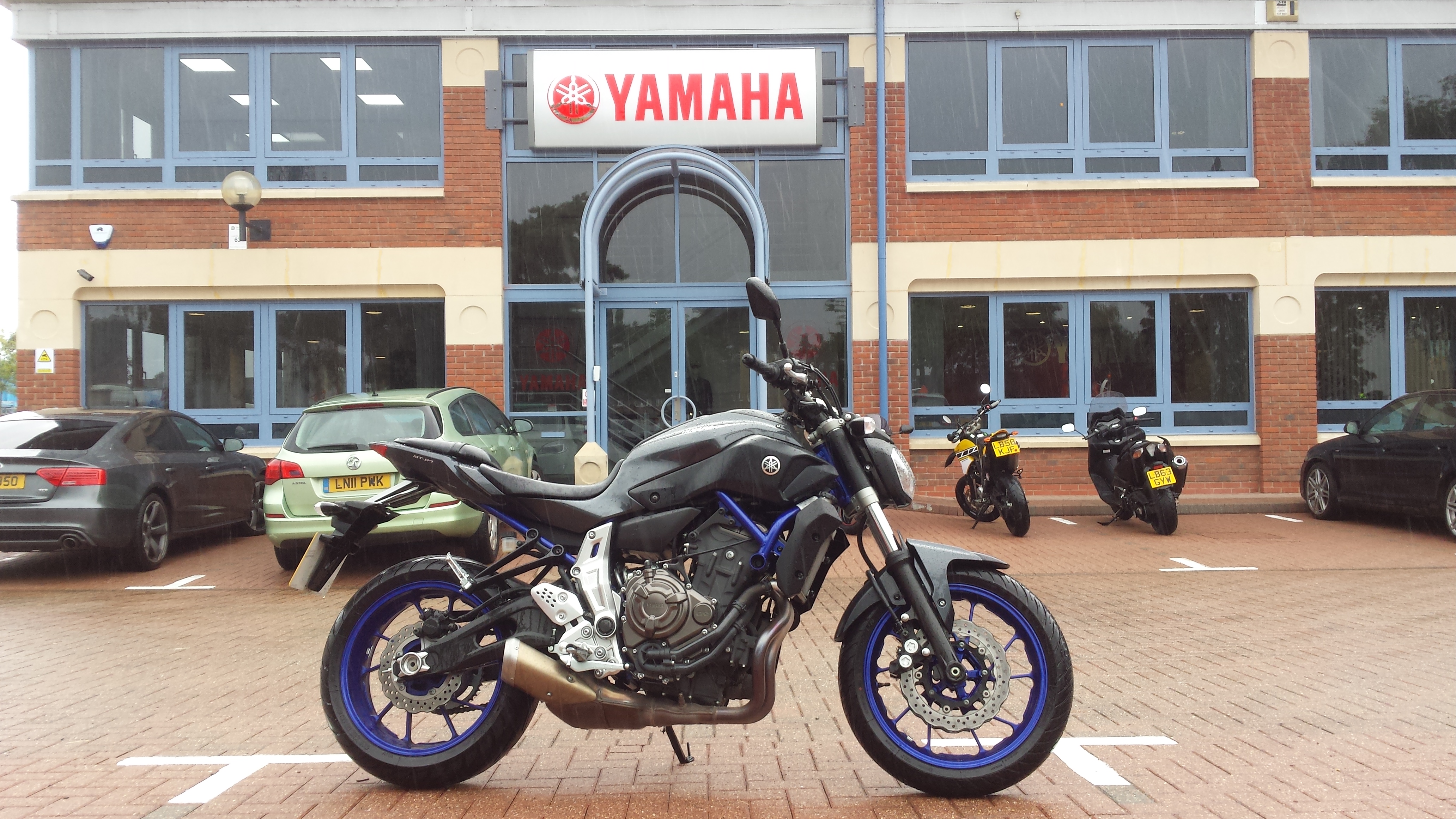 So is Yamaha's MT-07 really better than an SV650S?