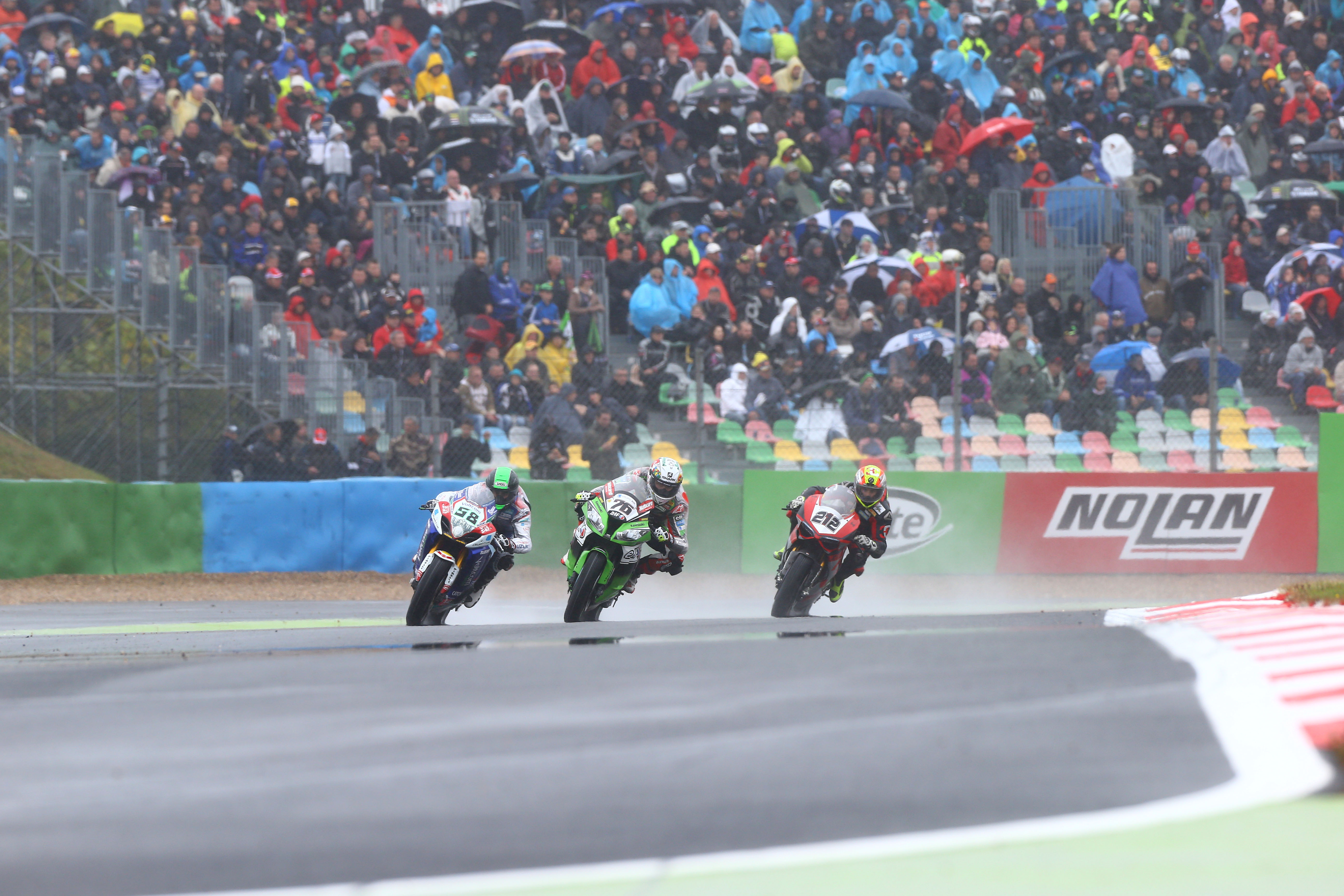 WSB 2014: Magny-Cours race 2 results