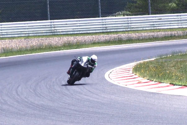 Video: Kawasaki Ninja H2R tested on track