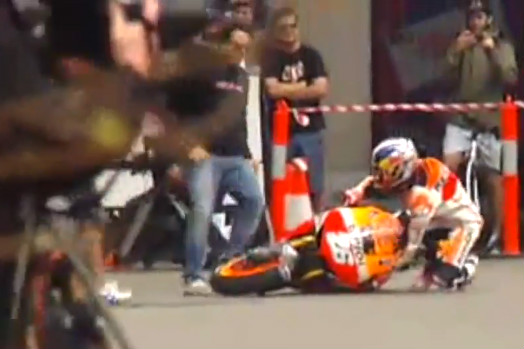 Video: Dani Pedrosa drops MotoGP bike at about 1mph