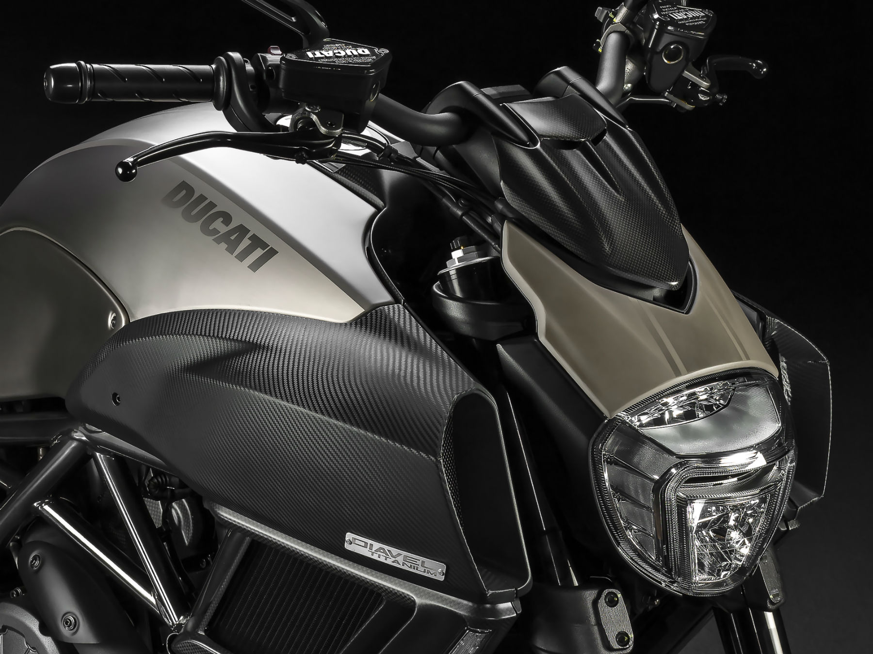 Ducati Diavel Titanium unveiled at Eicma