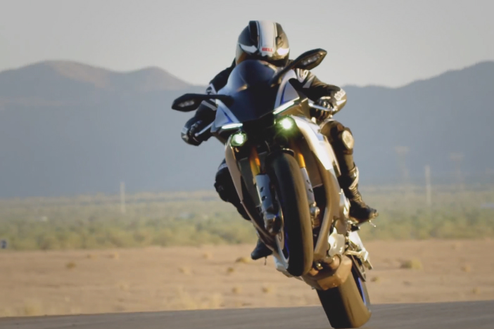 Yamaha's US R1 promo video