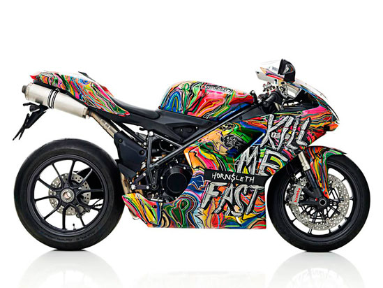 ‘Kill me fast’ custom Ducati 1198 for sale on home design website