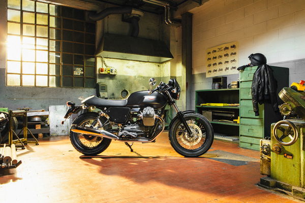 Moto Guzzi launches V7 customising kits