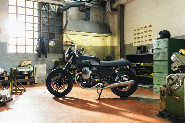 Moto Guzzi launches V7 customising kits