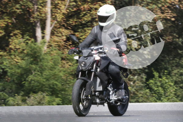 Spy shots: small-capacity naked BMW spied testing