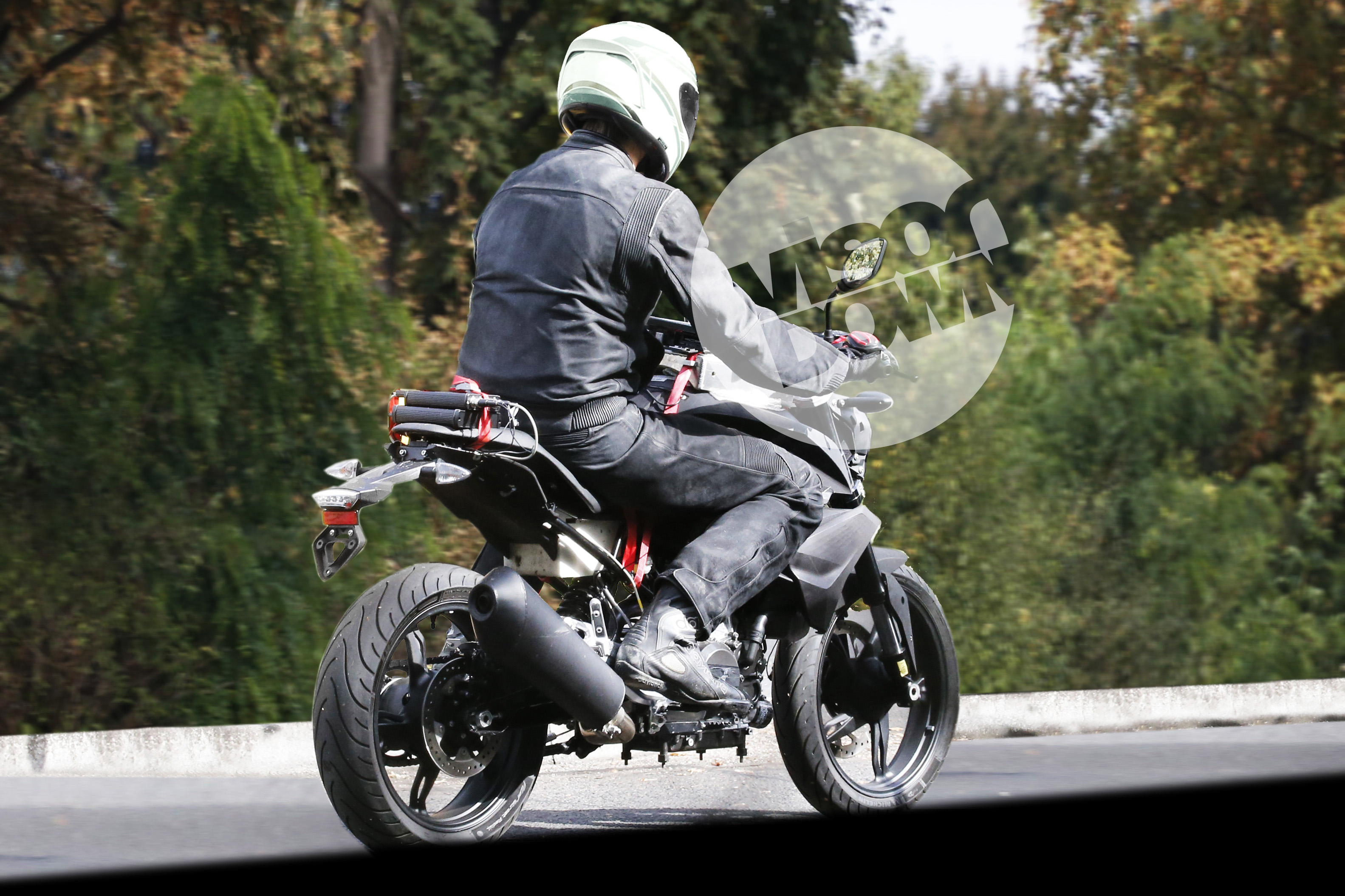 Spy shots: small-capacity naked BMW spied testing