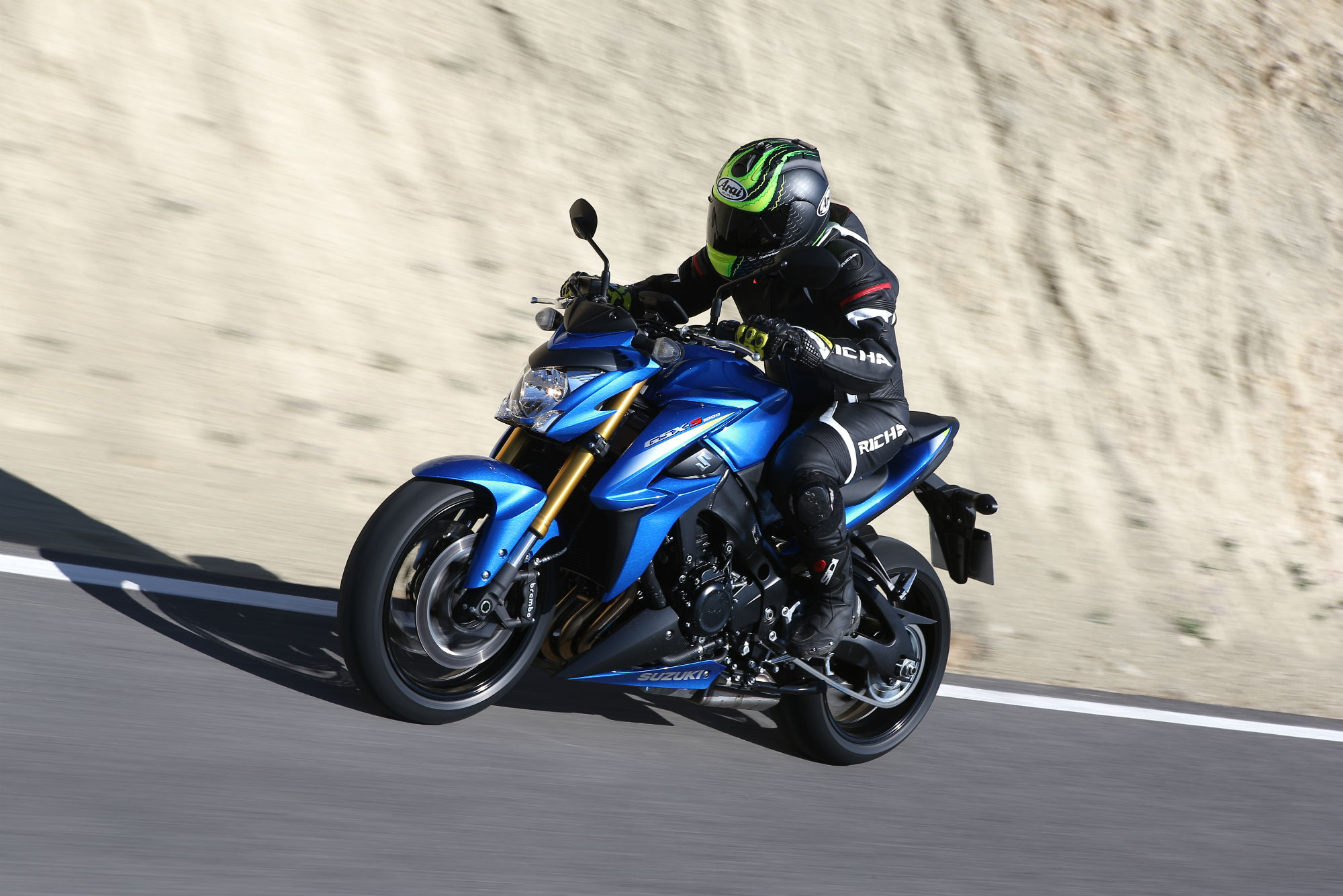 First ride: Suzuki GSX-S1000 review