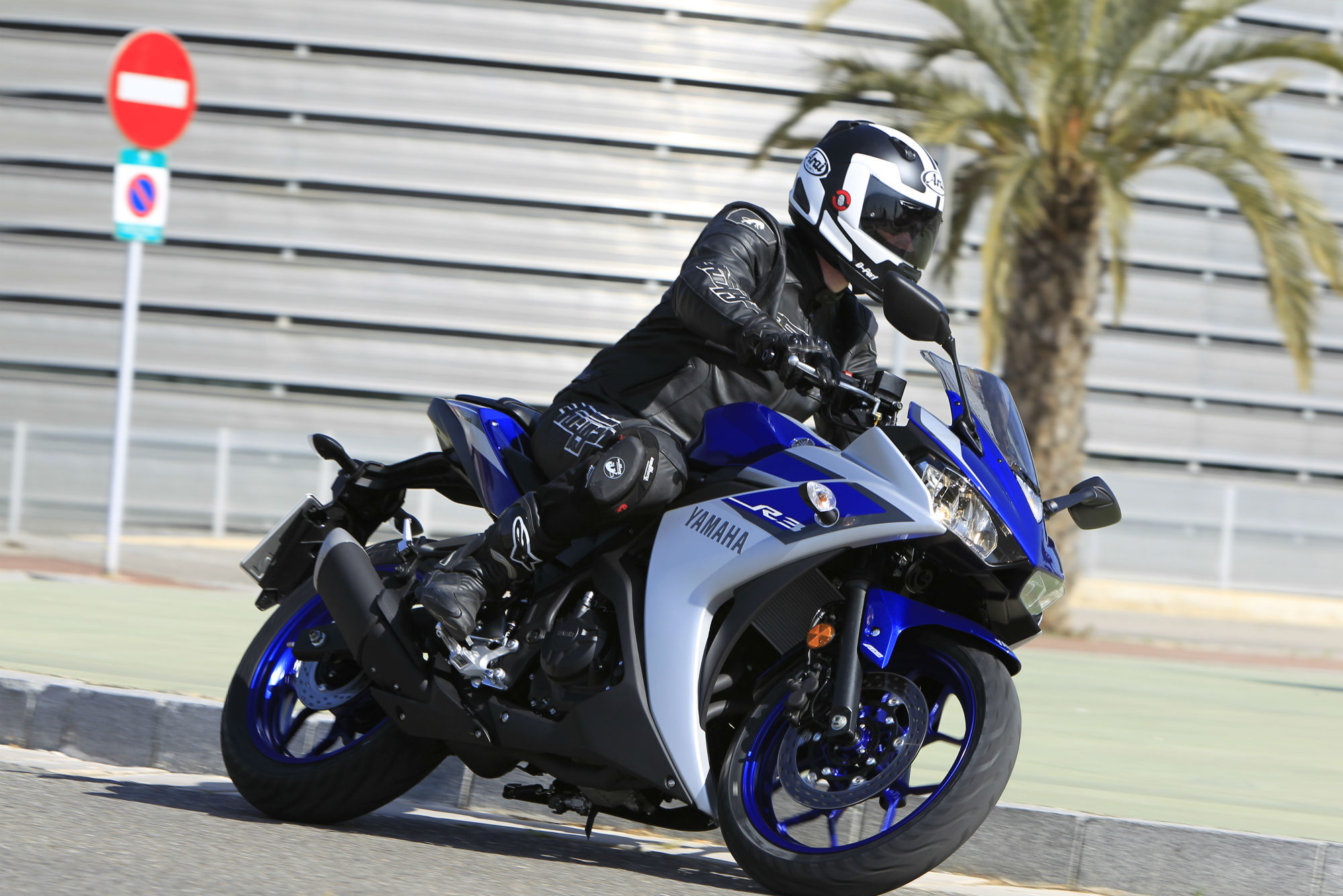 First ride: Yamaha R3 review