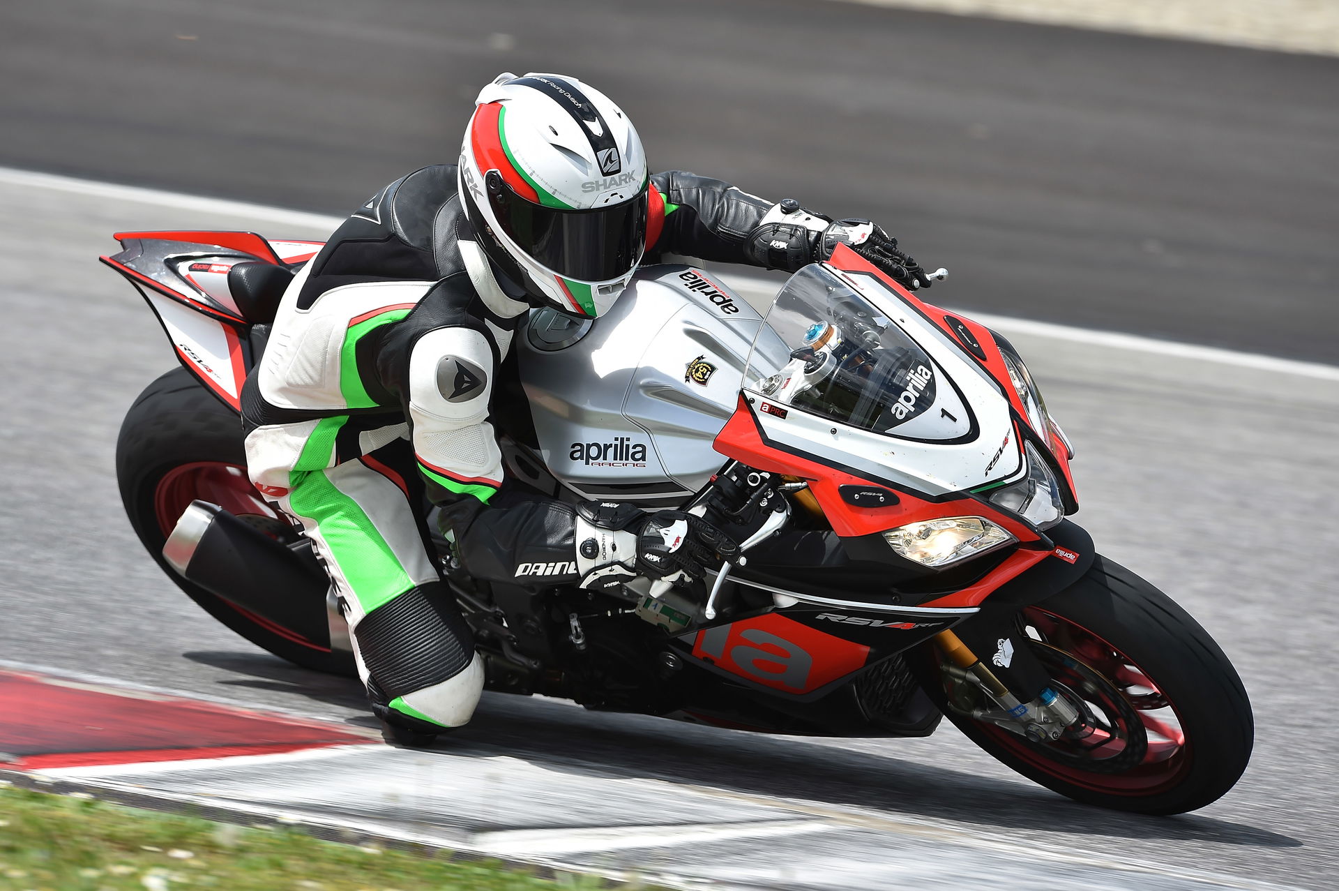 Michelin SuperSport Evo and Power Cup Evo tyre review