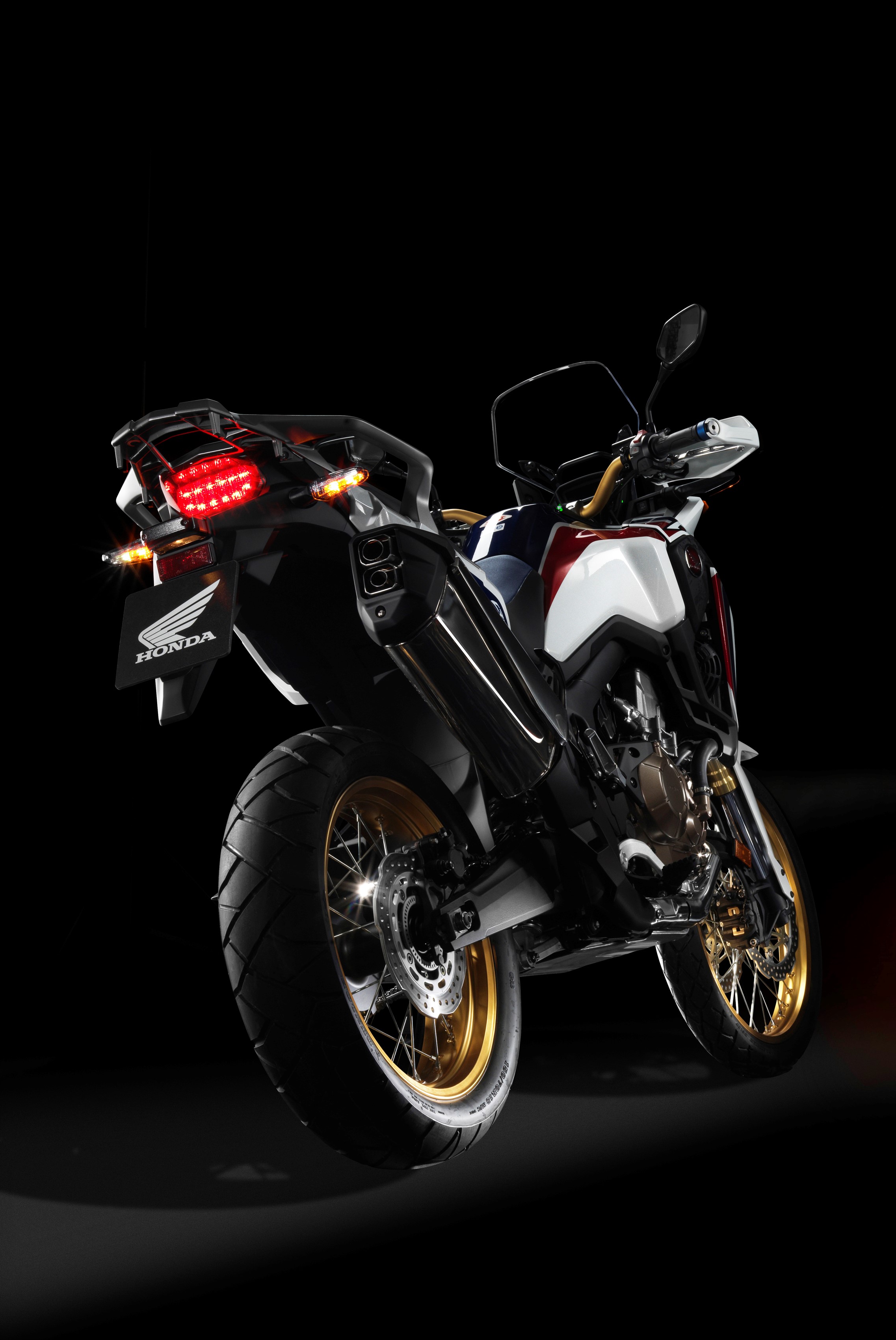 Honda Africa Twin: super gallery and full specs