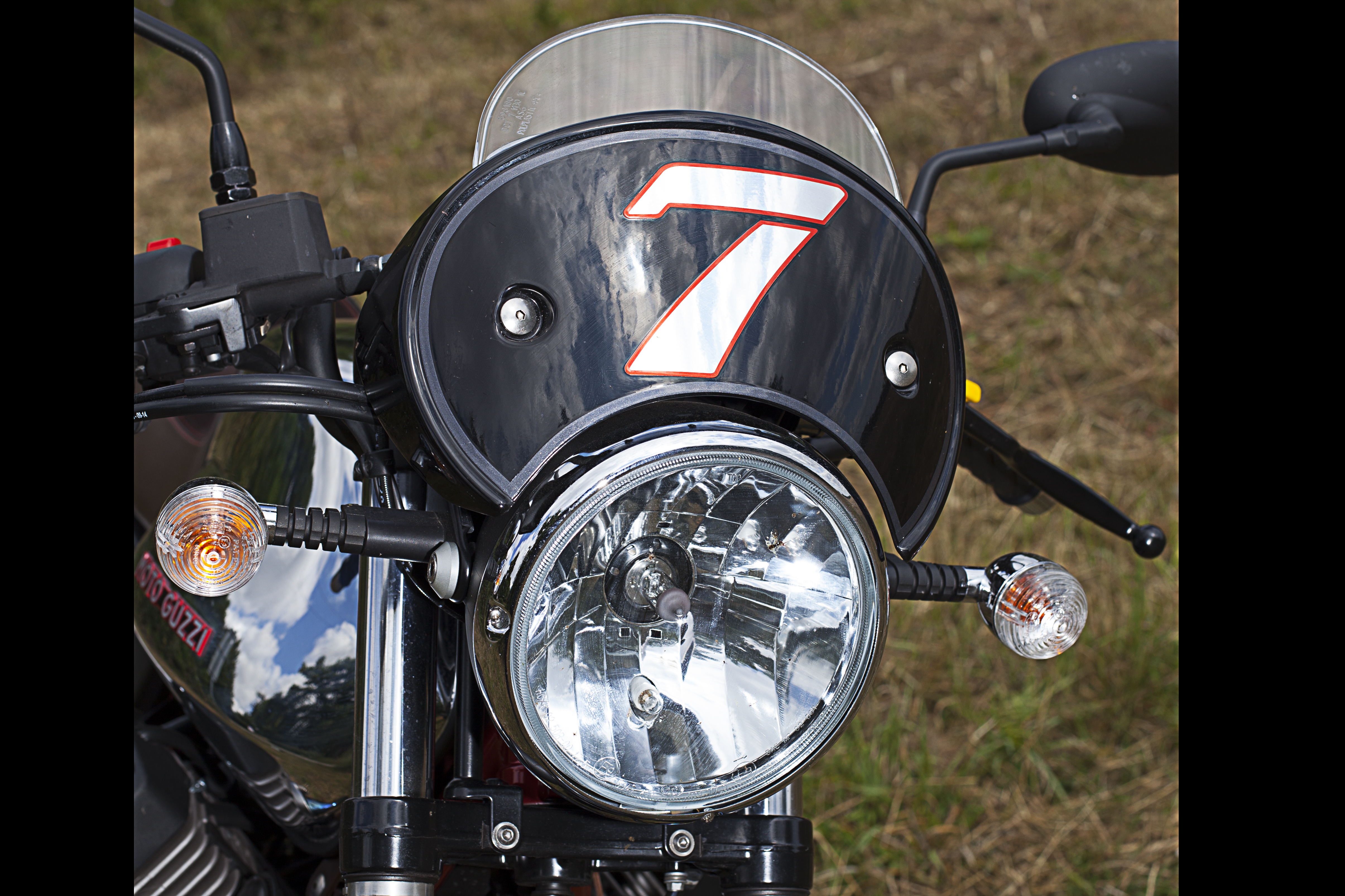 First ride: Moto Guzzi V7 II Racer