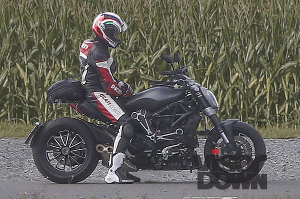 New Ducati Diavel cruiser spotted