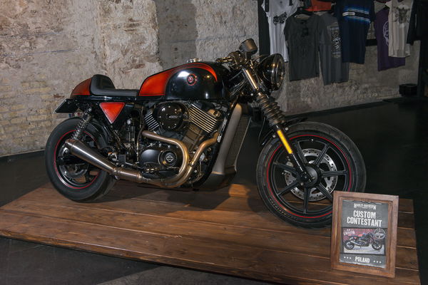 Harley’s Street 750 scrambler custom