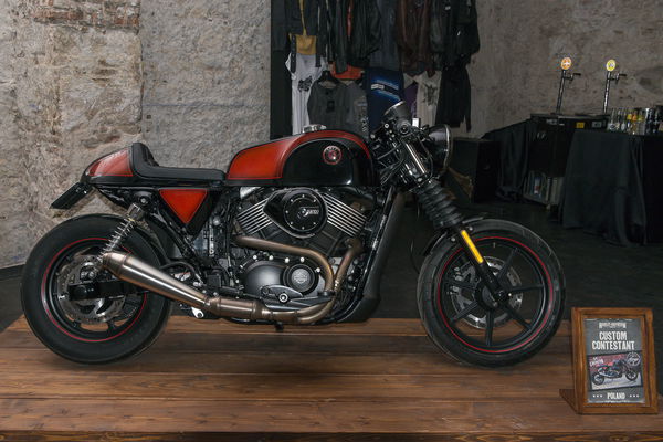 Harley’s Street 750 scrambler custom