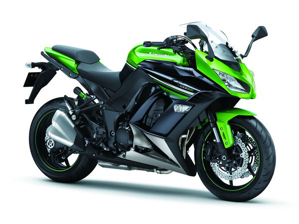 Kawasaki Z1000SX gets slipper clutch and standard ABS for 2016