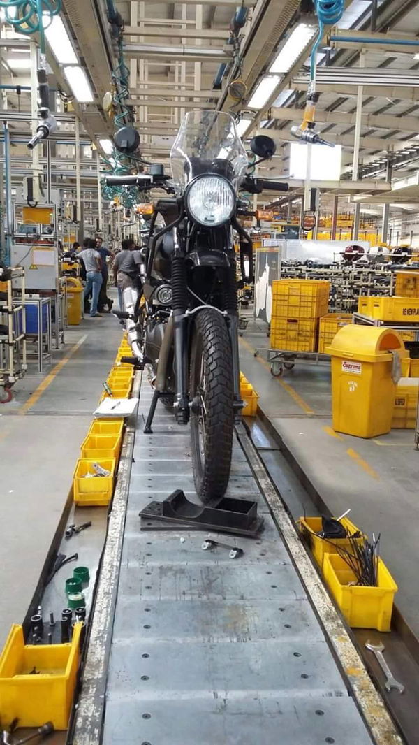 New Royal Enfield Himalayan photos leaked