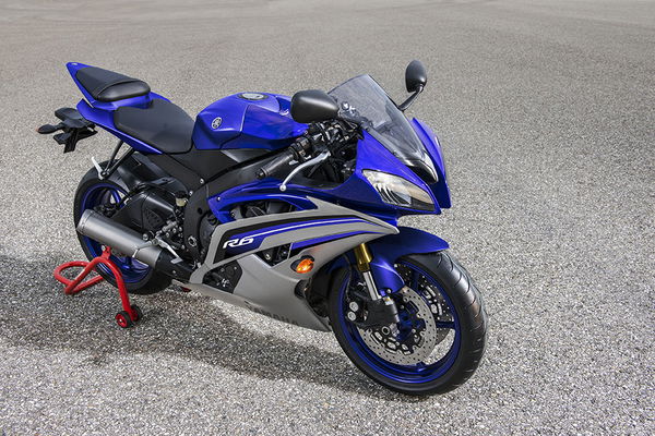 Yamaha unveils new colours for the YZF-R125, R3 and R6