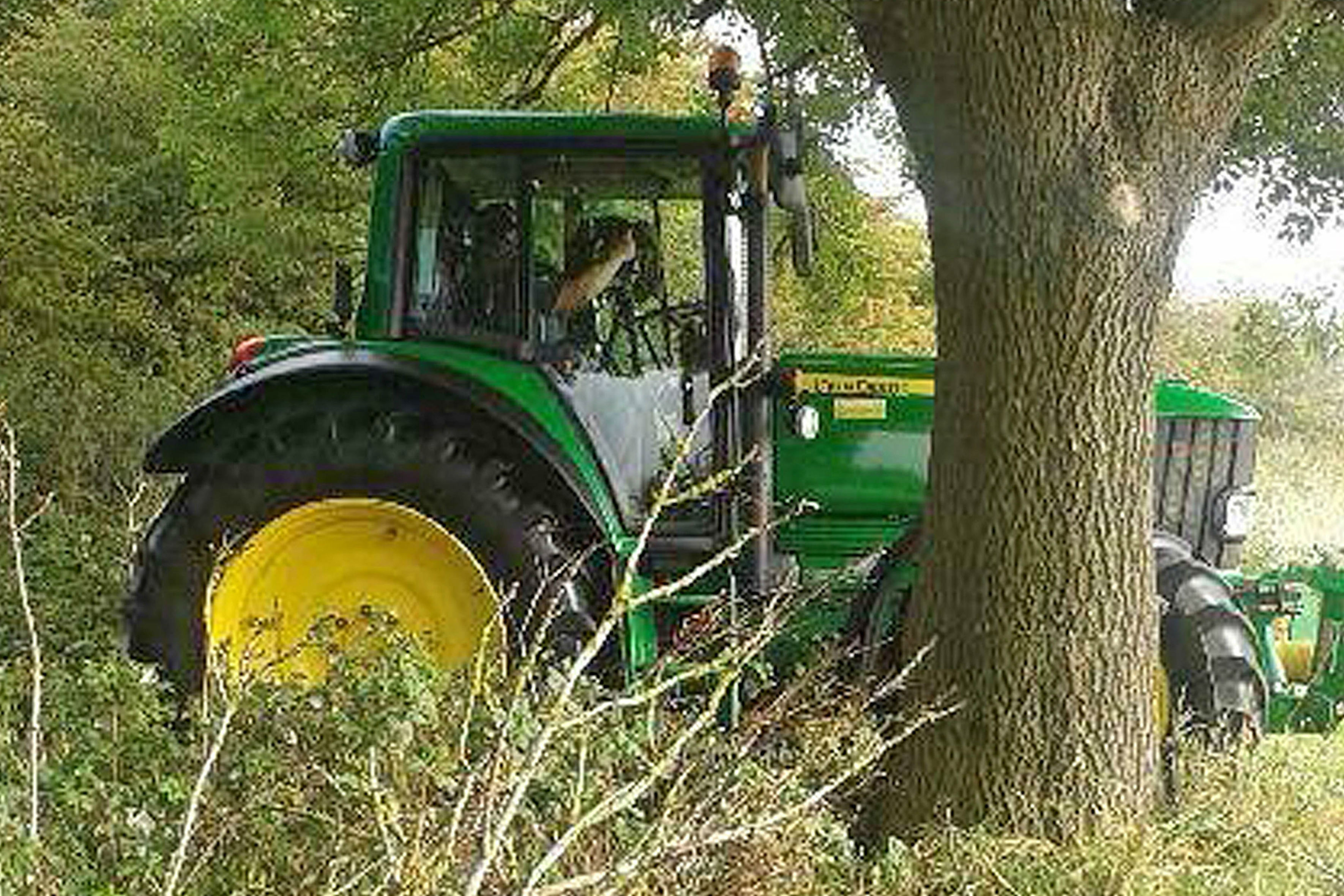 Police catch speeding motorcyclists by hiding in a tractor