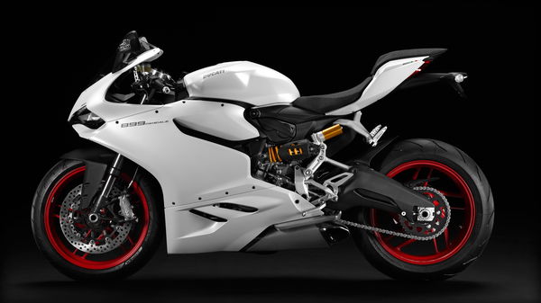 Ducati 959 Panigale revealed