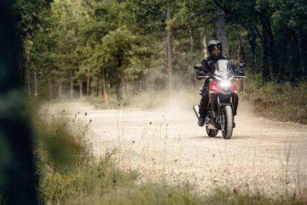 2016 Honda CB500X revealed