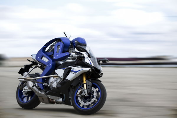 Meet the Yamaha Motobot