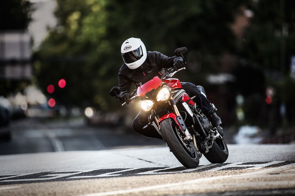 New Triumph Speed Triple revealed