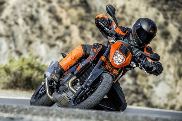 KTM announces new 690 Duke and 690 Duke R