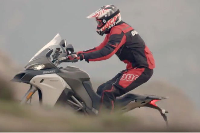 Video: Yamaha MT-10 walk-around