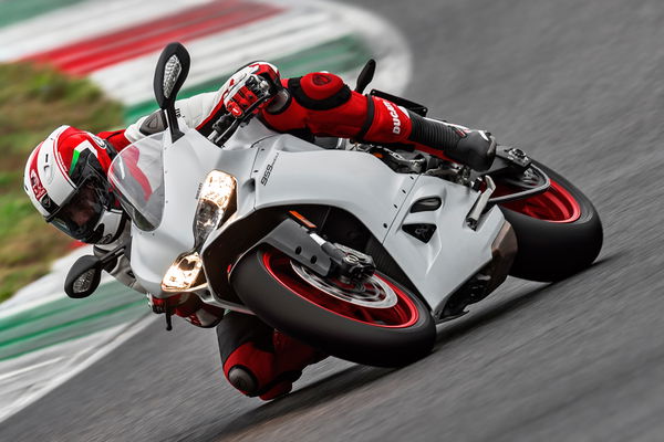 Ducati officially introduces the new 959 Panigale