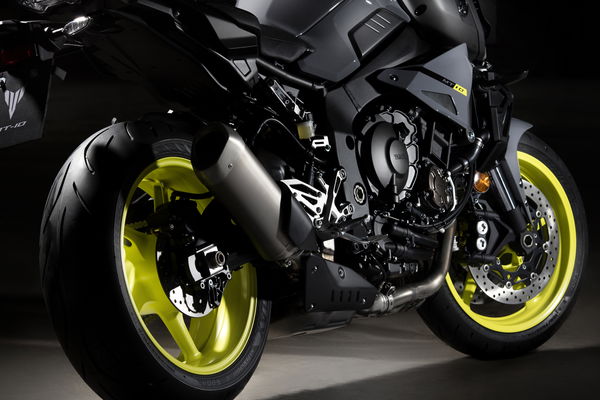 New Yamaha MT-10 unveiled