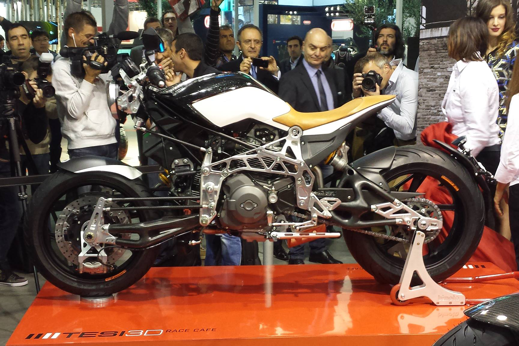 Bimota's supercharged Testastretta-powered Impeto and Tesi 3D RaceCafe debut in Milan