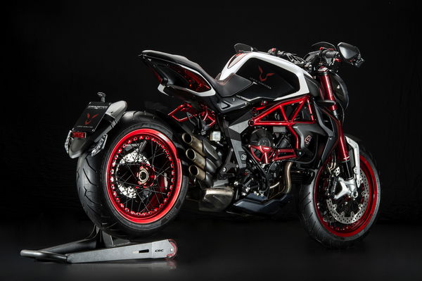 A proper look at the Lewis Hamilton MV Agusta Dragster RR