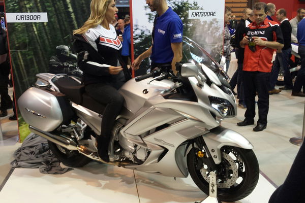 Yamaha FJR1300 updated for 2016