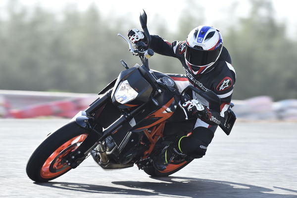 First ride: KTM 690 Duke and 690 Duke R review