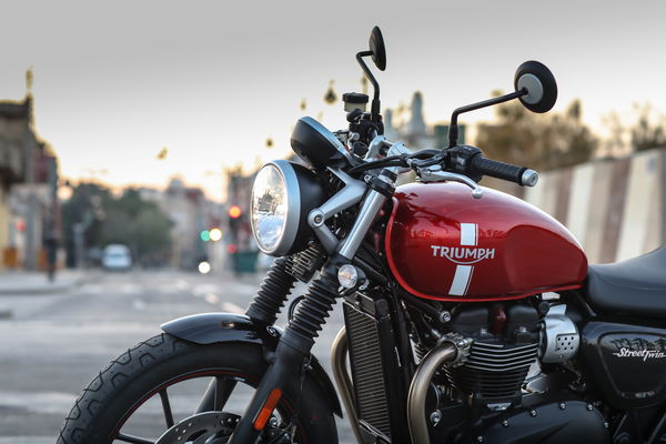 Triumph Street Twin 2016 review