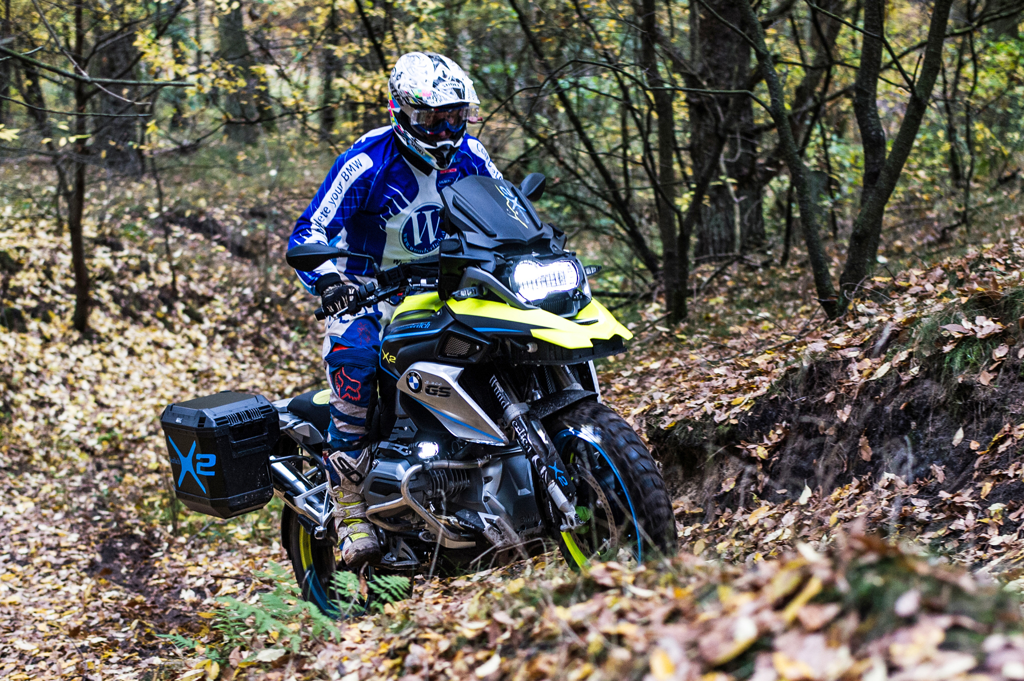 The two-wheel-drive R1200GS