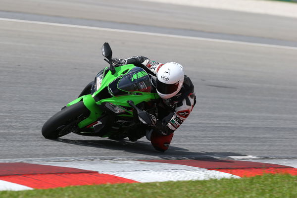 2016 Kawasaki ZX-10R review