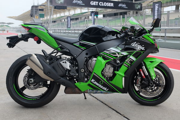 2016 Kawasaki ZX-10R review