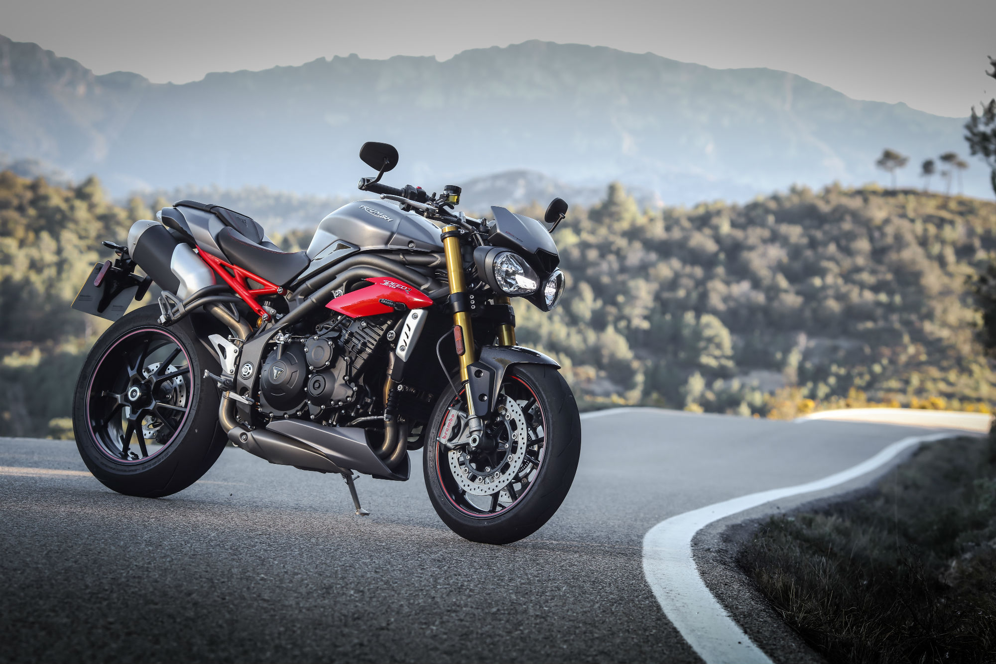 First ride: Triumph Speed Triple R review