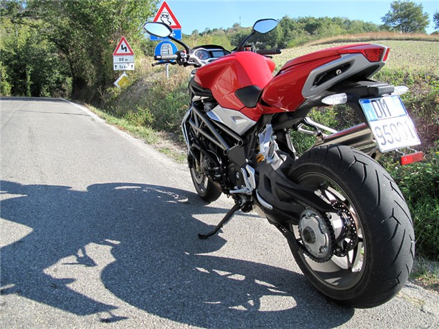 MV Agusta Brutale 990R - First road ride review