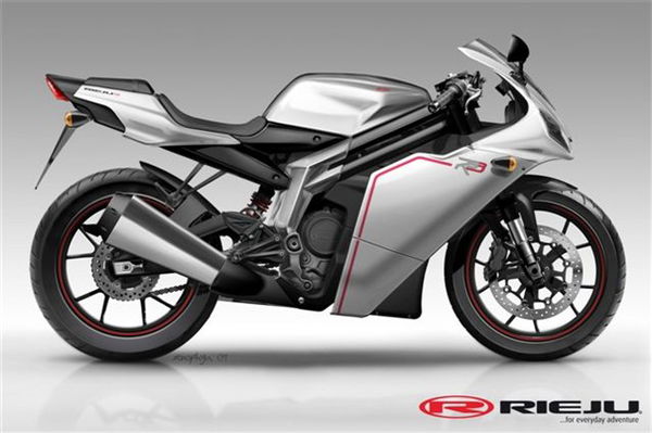 First Look: Rieju RS3 125