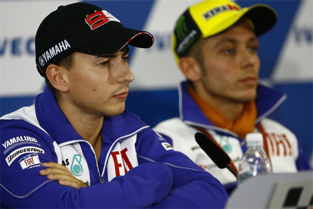 Lorenzo warns Rossi over Yamaha contract