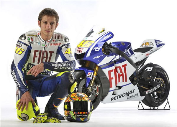 Picture special: Rossi and Lorenzo's 2010 Yamaha M1