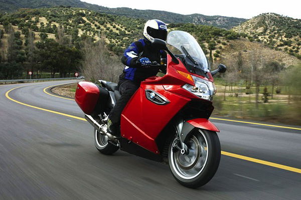 2009 BMW K1300 GT first ride review