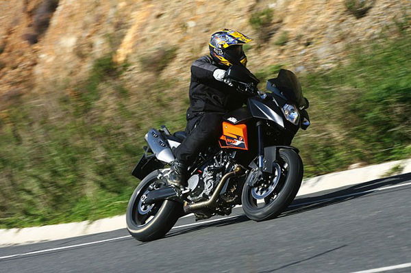 2009 KTM 990SMT first ride review