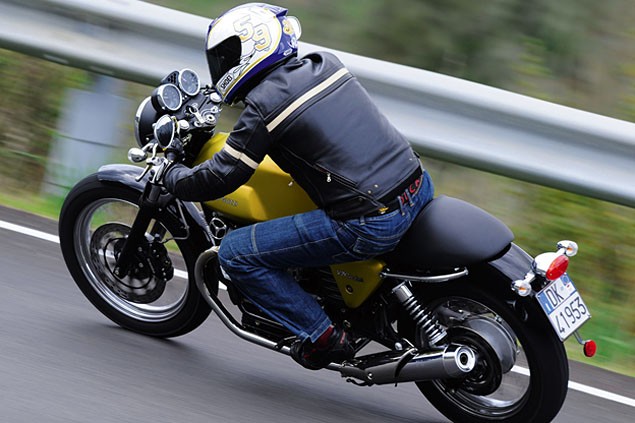 Moto Guzzi V7 Cafe Classic first ride review