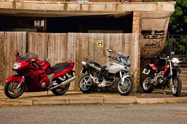 Supertramps - Honda Blackbird, Ducati Multistrada, Aprilia SXV550 used test