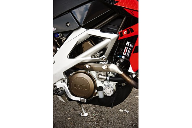 Supertramps - Honda Blackbird, Ducati Multistrada, Aprilia SXV550 used test