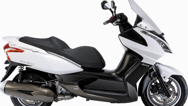 First Look: Kymco Downtown 300i